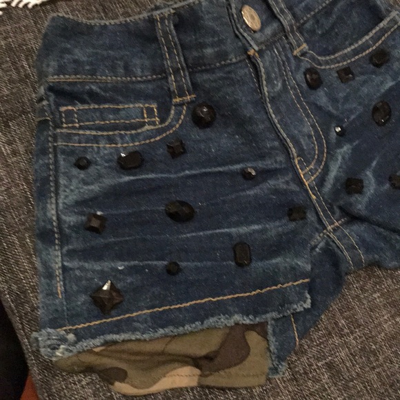 Flowers by Zoe jean short set - Picture 6 of 8